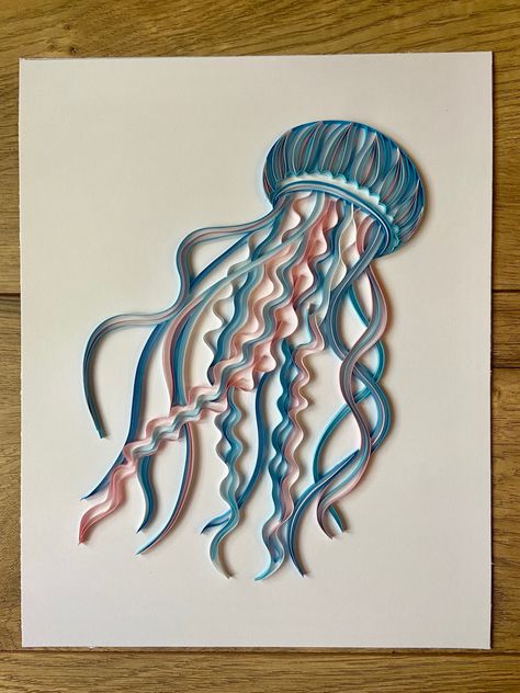 Paper Quilling Jellyfish, Jellyfish Paper Craft, Paper Quilling Animals, Quilling Ideas Unique, Quilling For Beginners, Quilling Animals, Paper Quilling For Beginners, Birthday Card Craft, Quilling Ideas