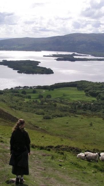 Irish Island, Ireland Aesthetic, Scottish Countryside, Irish Countryside, Irish Cottage, Outer Hebrides, Stone Cottage, Year Plan, Pretty Photos