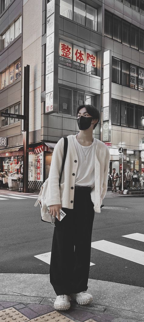 Enhypen Jungwon Wallpaper Aesthetic, Jungwon Bf Material Wallpaper, Jaywon Enhypen Wallpaper, Jungwon Wallpaper Aesthetic, Aesthetic Enhypen Wallpaper, Jaywon Wallpaper, Jungwon Bf Material, Enhypen Jungwon Wallpaper, Enhypen Wallpaper Aesthetic