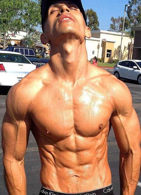 Vegan bodybuilder icon and calisthenics expert Frank Medrano #fitspo #fitspiration #fitisthenewthin #StrongIsBeautiful #Motivation #WomenLift2 #Toned #govegan Frank Medrano, Vegan Bodybuilder, Arnold Schwarzenegger, Calisthenics, Going Vegan, Bodybuilder, Bodybuilding, Human Body, Human