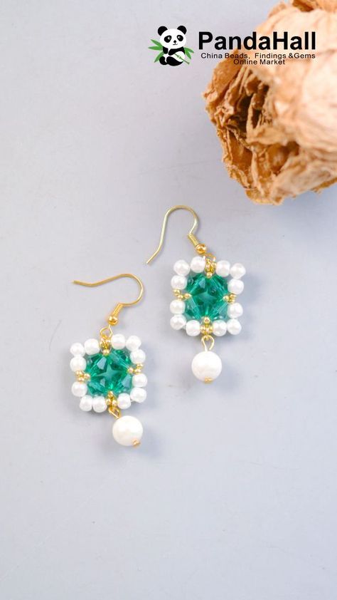 Hoop Earrings Diy, Earrings Diy Handmade, Beaded Earrings Tutorials, Beaded Earrings Diy, Handmade Earrings Beaded, Bracelets Diy, Beaded Earrings Patterns, Earrings Inspiration, Earrings Beaded