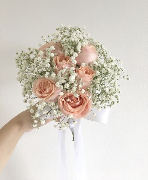 Prom Bouquet Ideas Light Pink, Pink Flower Bouquet Bridesmaid, Light Pink Flower Bouquet Prom, Light Pink White And Green Bouquet, Light Pink And White Wedding Bouquet, Pink And White Hoco Bouquet, Green And Pink Flower Bouquet, Wedding Bouquets Light Pink, Wedding Bouquet Pink And White