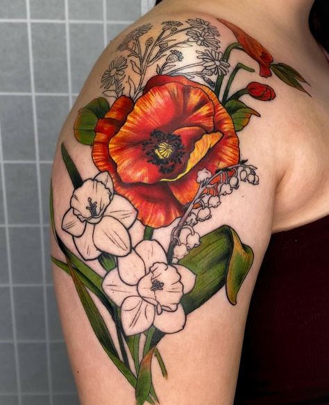 Shoulder Tats, Poppy Tattoo, Tiny Wrist Tattoos, Chic Tattoo, Hand And Finger Tattoos, Poppies Tattoo, Vintage Florals, Lily Tattoo, Granny Chic