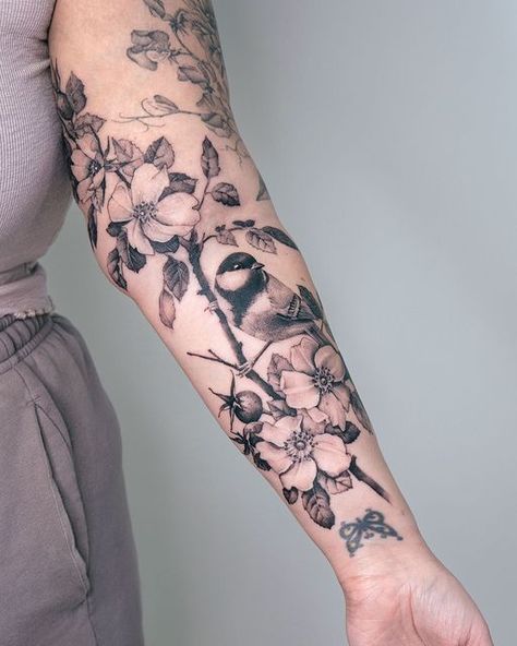 Ola | tattoo artist on Instagram: "Thank you Sydney! #rosetattoo #floraltattoo #chickadee Done with @emalla.official @cheyenne_tattooequipment @nocturnaltattooink @saniderm" Bird And Flower Tattoo Forearm, Chickadee Drawing Tattoo Ideas, Chickadee Tattoo Design, Garden Scene Tattoo, Flowers And Birds Tattoo, Robin Tattoo Black And White, Bird Sleeve Tattoo Women, Flower Bird Tattoo, Bird Arm Tattoo