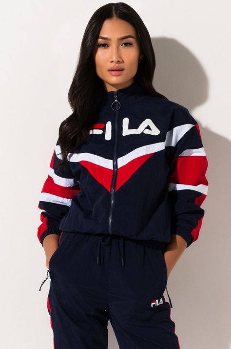 Hilfiger Outfits, Fila Outfit, Fila Windbreaker, Windbreaker Outfit, Champion Clothing, Popular Outfits, Sporty Outfits, Long Sleeves Jacket, Zip Up Jacket