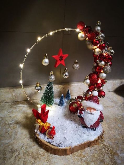 50+ DIY Christmas Hula Hoop Decoration Ideas To Make Your Home Sparkle - HubPages Christmas Hula Hoop Decoration, Hoop Decoration Ideas, Christmas Hula Hoop, Hula Hoop Decoration, Hoop Decorations, Festive Decor Ideas, Christmas Decorations Centerpiece, Christmas Centerpieces Diy, Christmas Crafts To Make