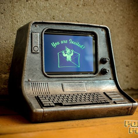 Fallout 4 terminal 3d-printable raspberry pi case Fallout Props, Computer Terminal, Pip Boy, Craft Closet, Custom Computer, Raspberry Pi Projects, Retro Gadgets, Pi Projects, Fallout New Vegas