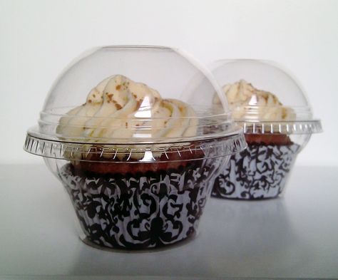 Plastic Cupcake Containers, Cupcake Favor Boxes, Cupcake Favors, Cupcake Packaging, Cupcake Container, Favor Cups, Cake Dome, Clear Plastic Containers, Cupcake Holder