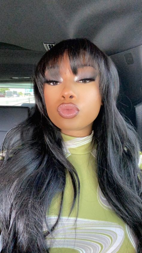 Hip Length Hair, Members Of Bts, Bangs Hairstyle, Wavy Style, Megan Thee Stallion, African American Hairstyles, Look Here, Latest Hairstyles, Doja Cat