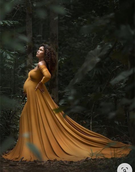 Maternity Dresses Winter, Maternity Gown Photography, Baby Bump Photoshoot, T Shirt Fabric, Fall Maternity Photos, Maternity Photography Poses Outdoors, Maternity Photography Poses Couple, Maternity Photography Poses Pregnancy Pics, Long Sleeve Maternity Dress