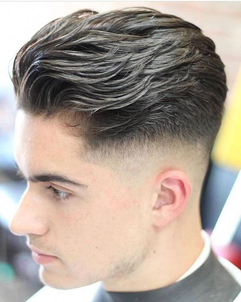 Clean Cut Haircut, Mens Hairstyles Fade, Bahasa Jepun, Gents Hair Style, Audiophile Speakers, Mens Hairstyles Medium, Mens Hairstyles Thick Hair, Men Hair Color, Faded Hair