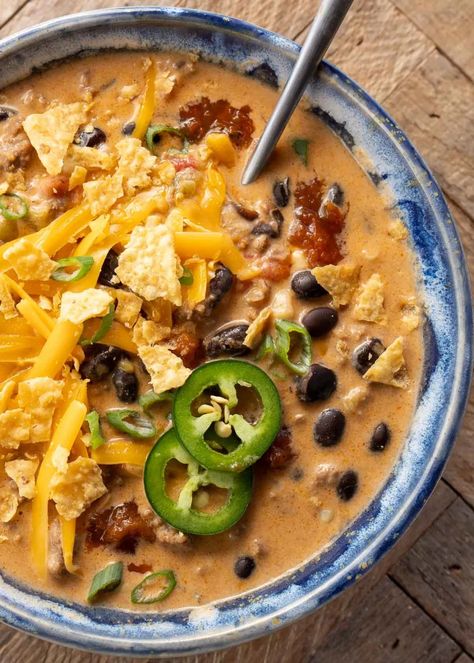 Creamy Taco Soup Taco Soup Ranch Dressing, Nacho Soup Recipe, Southwestern Soup, Healthy Taco Soup, Creamy Taco Soup, Creamy Enchilada, Easy Soup Recipe, Mexican Soup Recipes, Gourmet Tacos