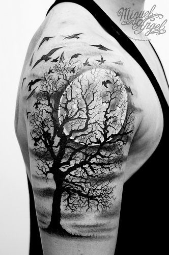 Tree, birds and full moon custom tattoo | Flickr - Photo Sharing! Cool Cross Tattoos, Jasmine Tattoo, Abdomen Tattoo, Arm Wrap Tattoo, Tree Tattoo Men, Oak Tree Tattoo, Wrap Tattoo, Tato Henna, Forest Tattoos