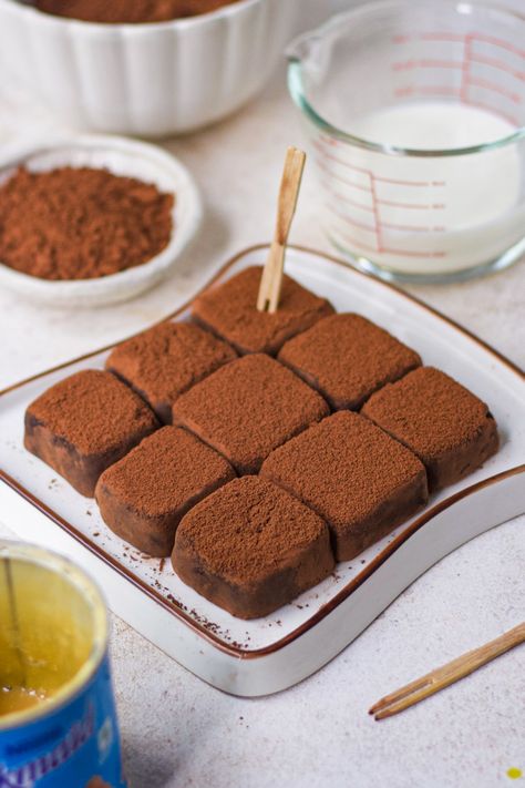 Condensed Milk And Cocoa Powder, Recipes Using Condensed Milk, Eggless Vanilla Sponge Cake, Bake With Shivesh, Eggless Chocolate Cake, Chocolate Fudge Frosting, Eggless Cake Recipe, Eggless Desserts, Mango Cake