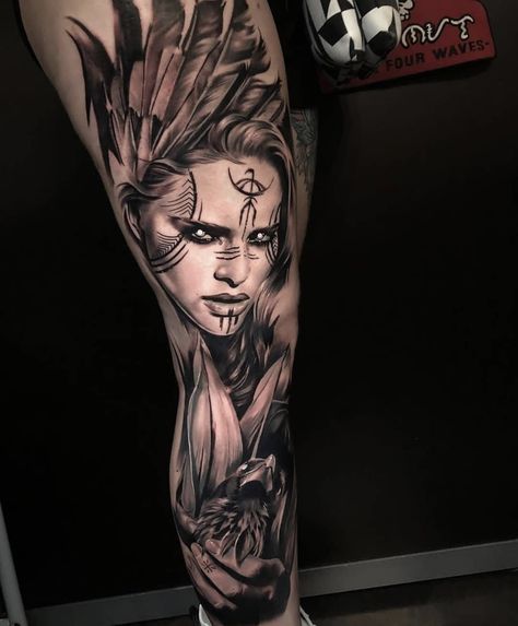 Tattoo Perna, Female Warrior Tattoo, Valkyrie Tattoo, Mujeres Tattoo, Viking Tattoo Sleeve, Famous Tattoos, Nordic Tattoo, Mythology Tattoos, World Tattoo