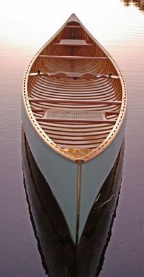 wood and canvas canoe 16' 6 Utility Boat, Wood Canoe, Canoe Building, Wooden Canoe, Canoe Camping, Build Your Own Boat, Row Boats, Cabin Cruiser, Canoe Paddle