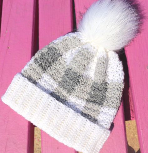 Crochet Plaid, Crochet Santa Hat, Plaid Crochet, Plaid Hat, Warm Hats, Crochet Santa, Plaid Hats, Crochet Hat Pattern, Winter Days