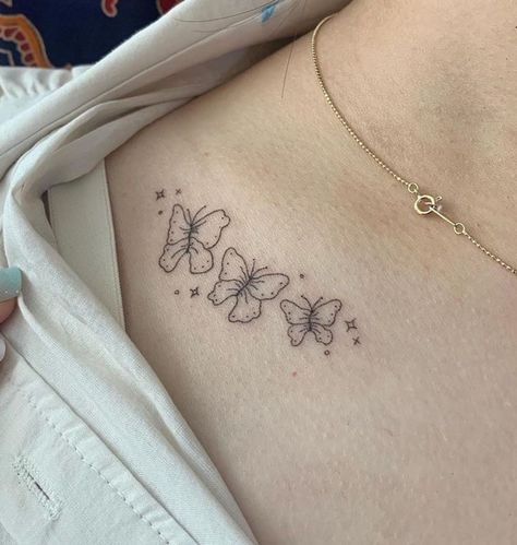 Planet Tattoo, Cute Tiny Tattoos, Poke Tattoo, Discreet Tattoos, Dainty Tattoos, Girly Tattoos, Dream Tattoos, Hand Tattoo, Dope Tattoos