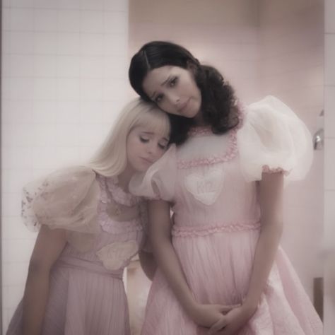 Melanie Martinez, Pink, White