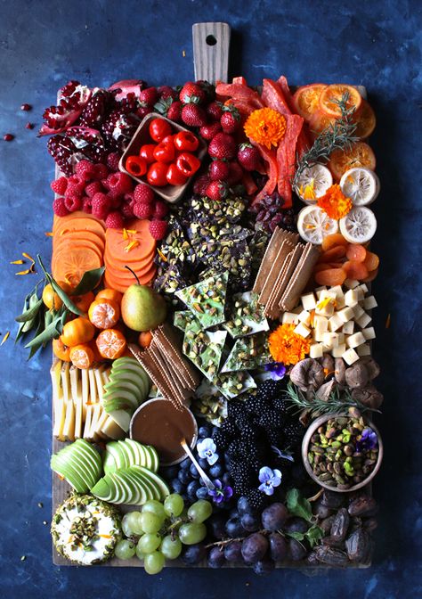 Fruit Dessert Board, Chocolate And Fruit Board, Chocolate Platter Board, Fruit Grazing Board, Pistachio Matcha, Thai Mat, Fruit Boards, Dessert Boards, Snack Boards