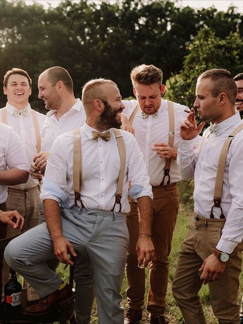 Groom Outfit Suspenders, Boho Groom, Wedding Groomsmen Attire, Wedding Hawaii, Wedding Bohemian, Groom Wedding Attire, Suspenders Wedding, Groomsmen Outfits, Boho Chique