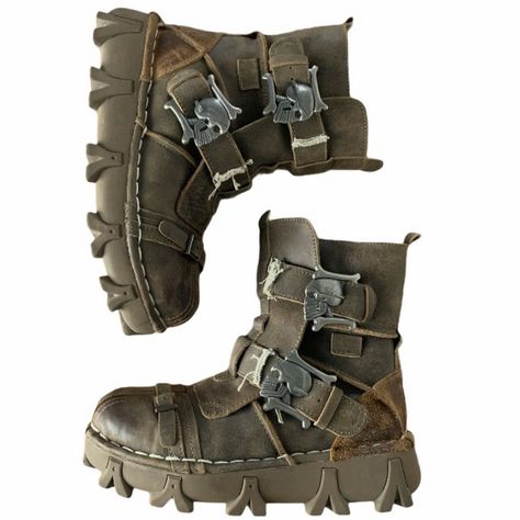 Apocalypse Boots, Survival Shoes, Apocalypse Shoes, Combat Clothes, Accessory Inspo, Concept Clothing, Funky Shoes, Ropa Diy, Swag Shoes