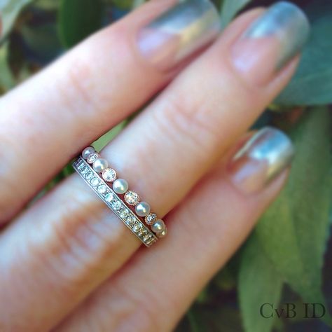 Wedding band with freshwater pearls Pearl Wedding Bands, Pearl Diamond Ring, Diamond Ring Band, Pearl Wedding Ring, Bling Wedding Dress, Pearl Engagement Ring, Wedding Rings Solitaire, Diamond Solitaire Necklace, Jewelry Rings Diamond