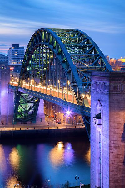 Landmarks - The Tyne Bridge. The Tyne Bridge is a through arch bridge over the River Tyne in North East England, linking Newcastle upon Tyne and Gateshead.The bridge was designed by the engineering firm Mott, Hay and Anderson It is ranked as the tenth tallest structure in the city. Gateshead Millennium Bridge, Newcastle Quayside, Tyne Bridge, Newcastle England, Washington State Travel, Newcastle United Fc, England Photography, St James' Park, Northern England