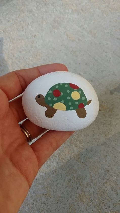 Painted rock, turtle, tortoise Painted Rock Turtle, Rock Turtle, Rocks Painting, Painted Rock, Rock Painting, Rock N, Stone Painting, Painted Rocks, Tortoise