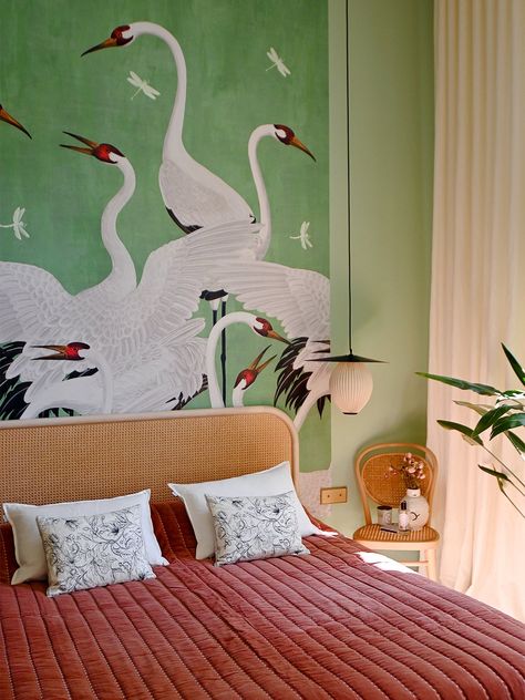 One Room in This Berlin Apartment Houses the Office, Living Space, and Dining Area Pistachio Room, Coral And Green Bedroom, Cool Girl Bedroom, Cute Small Apartment, Bedroom Ideas Boho Chic, Transitional Bedroom Ideas, Small Vintage Desk, Coastal Style Bedroom, Best Bedroom Paint Colors