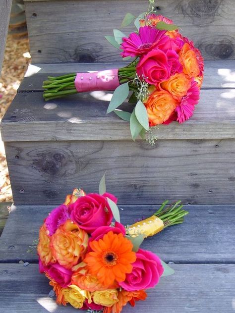 Reception Planning, Orange And Pink Wedding, Colorful Bridal Bouquet, Prom Bouquet, Roses Orange, Bouquets Of Flowers, Orange Wedding Flowers, Pink Gerbera, Rose Fushia