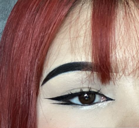 Ig:britcyachavez! Delineados Egirl, Goth Eye Makeup, Doll Eye Makeup, Face Art Makeup, Eye Makeup Pictures, Ethereal Makeup, Emo Makeup, Dope Makeup, Creative Eye Makeup