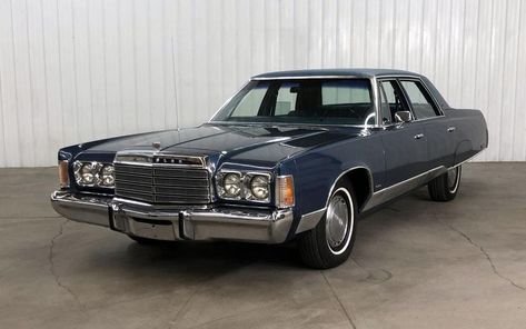 1974 Chrysler New Yorker | Hemmings 70s Cars, Chrysler New Yorker, Sedans, American Cities, Dream Garage, Candy Store, Collector Cars, Car Collection, Big Dogs