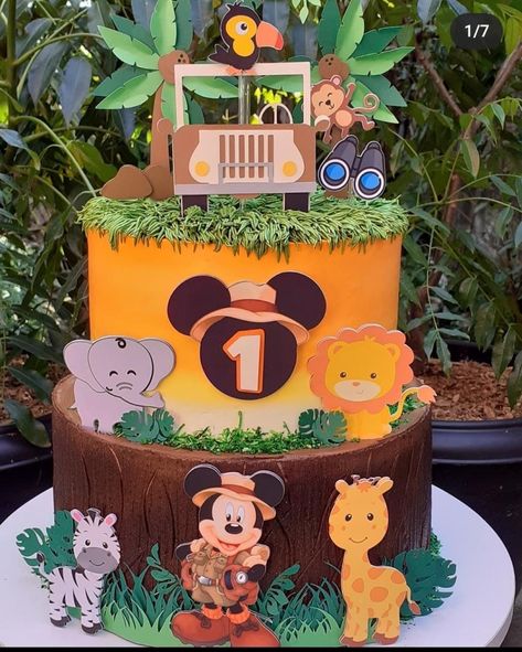 Minnie Mouse Safari Cake, Mickey Safari Cake, Minnie Mouse Birthday Cakes, Cake Boy, Mickey Safari, Mickey Mouse Theme, Safari Cakes, Wild One Birthday Party, Baby Planning