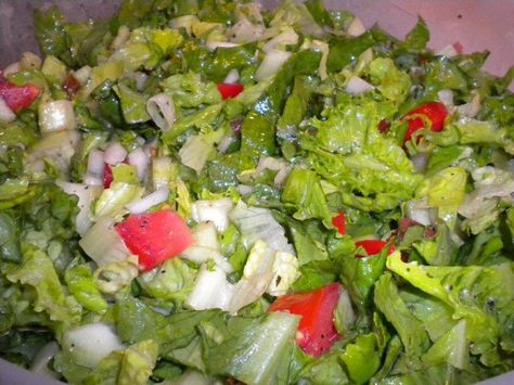 Soaked Salad, Tasty Tuesday, Meat Salad, Rose Recipes, Homemade Salads, Veggie Salad, Homemade Salad Dressing, Rabbit Food, Cajun Recipes