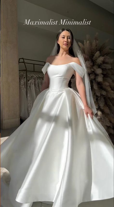 BridalShop Classy Wedding Dress, Pretty Wedding Dresses, Fancy Wedding Dresses, Fancy Wedding, Dream Wedding Ideas Dresses, Wedding Dresses Satin, Classy Wedding, Satin Wedding, 가을 패션