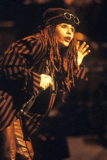 4 Non Blondes Band, Grunge Vintage Outfits, 4 Non Blondes, Linda Perry, Female Inspiration, Women Of Rock, Female Musicians, Punk Rock Bands, Women In Music