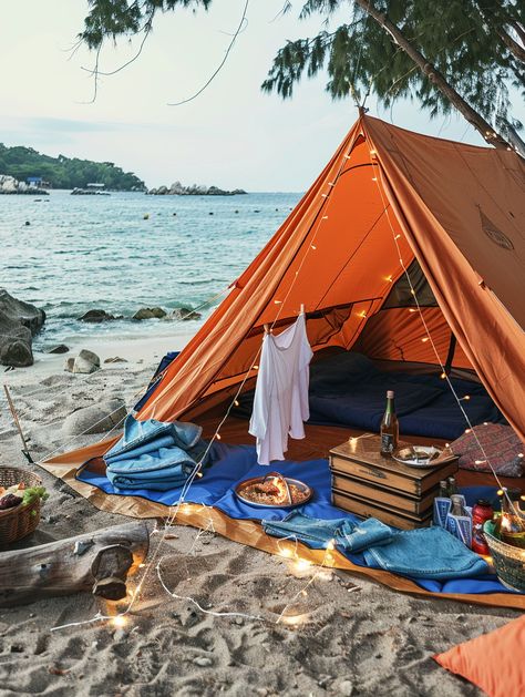 Camping At The Beach – Essentials – TastyInteriors Camping Set Up Aesthetic, Pretty Camping, Futuristic Table, Homes Design Ideas, Beach Camping Tips, Cozy Camping, Camping Must Haves, Solo Camping, Camping Inspiration