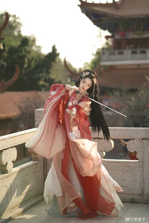 Chinese Fashion Traditional, Chinese Hanfu Princesses, Chinese Traditional Hairstyles, Chinese Clothing Modern, Hanfu Princess, Chinese Ancient Clothing, Chinese Princess Dress, Japanese Princess, Series Characters