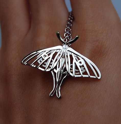 Spanish Moon Moth, Moth Pendant, Moth Species, Moth Necklace, Moon Moth, Digital Sculpting, Necklace Butterfly, Luna Moth, Eco Friendly Jewelry