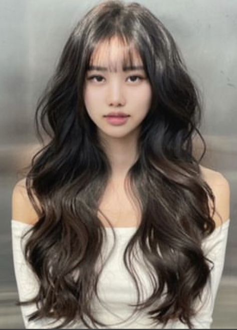 Korean Layers, Curly Asian Hair, Long Hair Perm, Brown Hair Looks, Hair Inspiration Long, Layered Haircuts For Medium Hair, Hair Color Streaks, Korean Hair, Lob Hairstyle