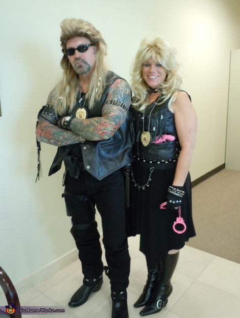 Dog Bounty Hunter, Bounty Hunter Costume, Halloween Costume For Couples, Costume For Couples, Realistic Costumes, Hunter Costume, Beth Chapman, Leather Vests, Hunter Dog