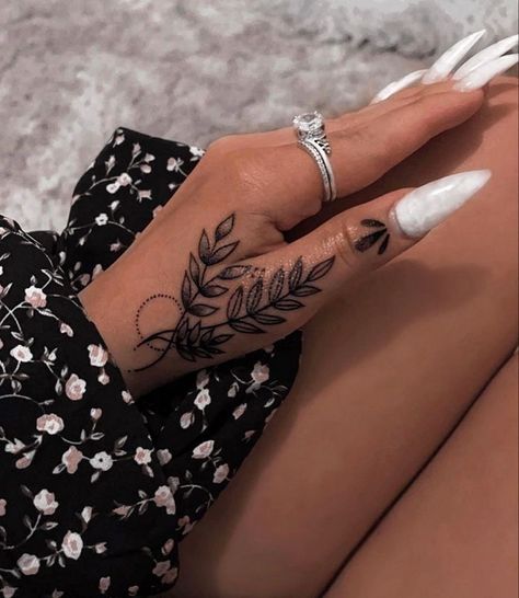 Tattoos Around Knee Cap, Tasteful Hand Tattoos, Reassurance Tattoos, Word Tattoo Hand, Western Hand Tattoos For Women, Western Hand Tattoos, Tattooing Inks, 2024 Tattoo, Thumb Tattoos