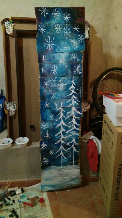 Painted Christmas Boards, Christmas Paintings On Wood, Decorating Chandeliers, Christmas Craft Show, Holiday Deco, Christmas Signs Wood, Christmas Wood Crafts, Painted Boards, Idea Board