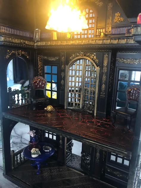 Dark Academia Dollhouse, Witch Dollhouse Diy, Diy Haunted Dollhouse Ideas, Witch Dollhouse, Diy Haunted House, New House Goals, Doll House Makeover, Vampire Mansion, Horror Crafts