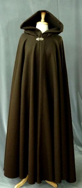 cloak Elven Cloak, Medieval Clothes, Fest Outfits, Elf Costume, Medieval Costume, Medieval Clothing, Medieval Dress, Fantasy Costumes, Medieval Fashion