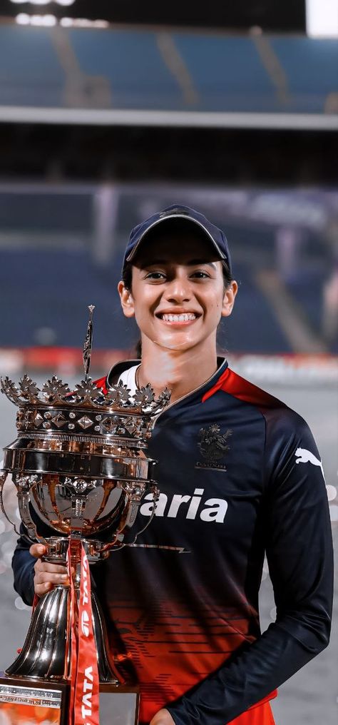 Rcb Women Team, Women Cricketers Hd Wallpaper, Smriti Mandhana Wallpapers Full Hd, Smriti Mandhana Hd Pics Wallpaper, Smriti Mandhana Hd Wallpapers, Rcb Women, Smriti Mandhana Cute Wallpaper, Smriti Mandana, Cricket Women