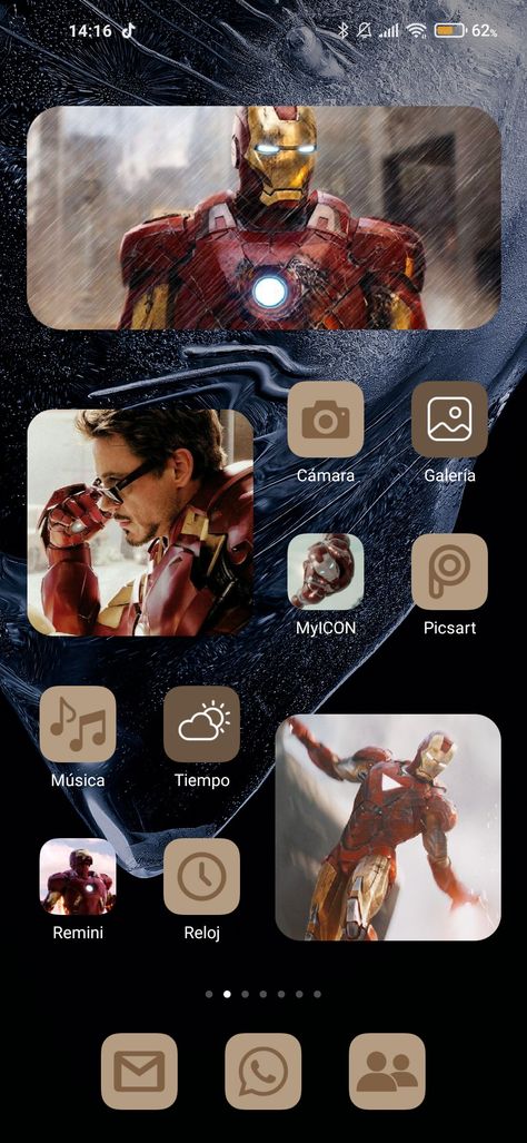 Marvel Home Screen Ideas, Avengers Homescreen, Layout Homescreen Iphone, Rober Downey, Organize Phone, Layout Homescreen, Organize Phone Apps, Home Screen Layout, Phone Codes