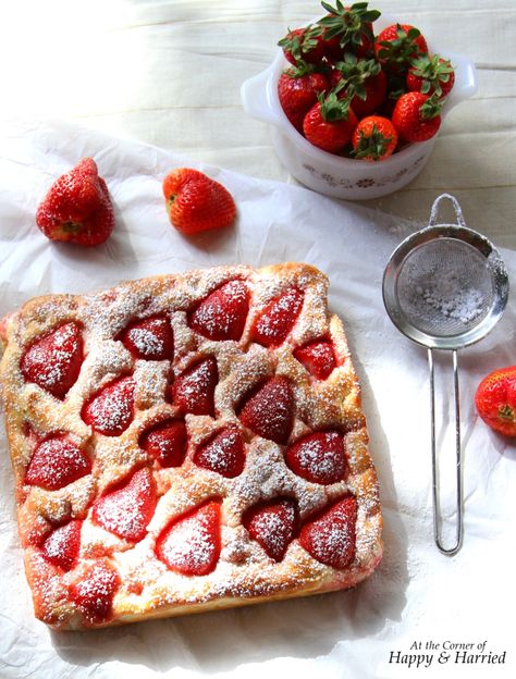 Strawberry Focaccia Bread {With Cinnamon Sugar} Foccacia Bread, Bread Toppings, Focaccia Bread Recipe, What Inspires Me, Brunch Bread, Focaccia Recipe, Real Bread, Focaccia Bread, Bread Baker