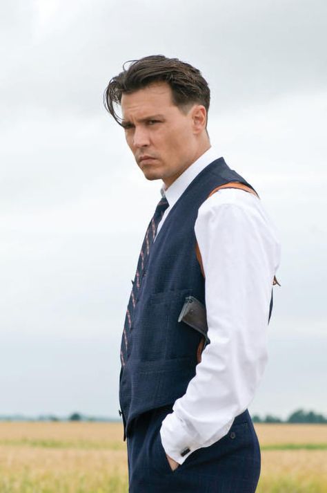 Johnny Depp as "John Dillinger", "Public Enemies", 2009 Alex Haircut, Johnny Depp Public Enemies, Johnny Depp Hairstyle, Public Enemies, John Depp, جوني ديب, Matthew Fox, 21 Jump Street, Johnny Depp Pictures